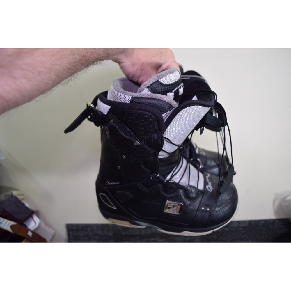 Northwave Opal Snowboard Boots Womens 7.5 Black Faux Croc Silver Glitter